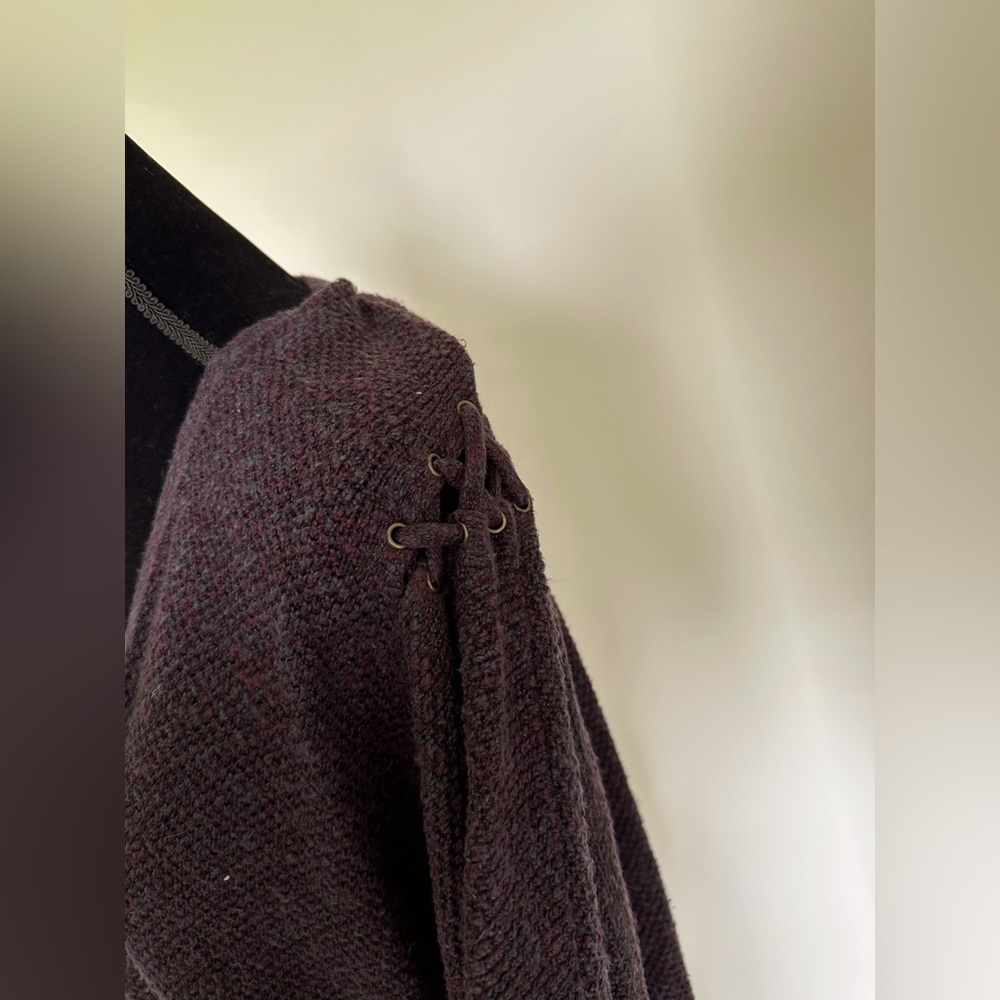 American Eagle Cozy Cardigan with Lace-up Shoulder Details - Picture 3 of 7